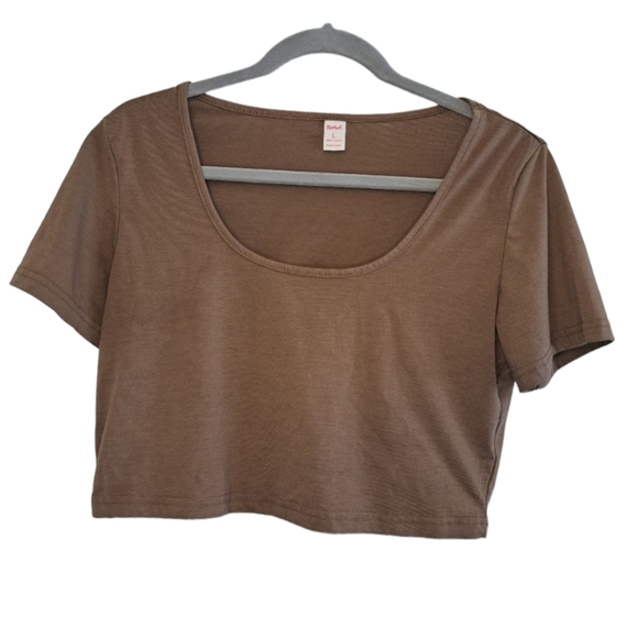 ROMWE Tops - ROMWE Brown Scoop Neck Crop Top Tee Size Large